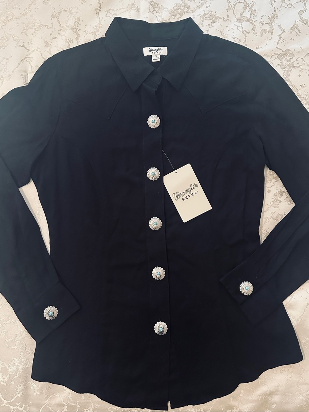 Wrangler Retro Black Button-Front Western Shirt with Turquoise-Accent Conchos sm